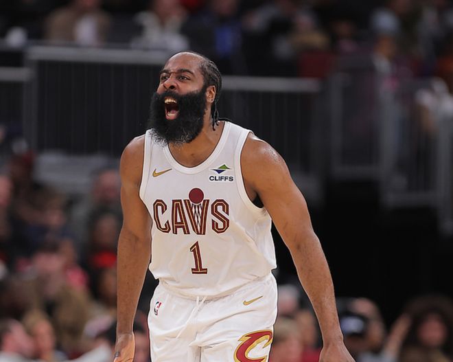 哈登追平库里历史纪录 两人并列NBA历史第一