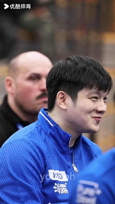 樊振东德甲赛场表现引热议 与王励勤沟通后或暂