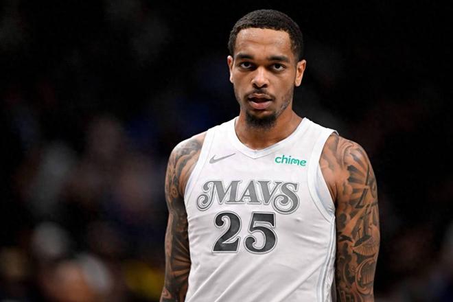 从季后赛拼图到鱼腩边缘：PJ·华盛顿的独行侠生