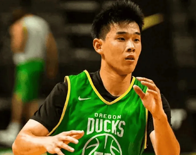 林葳NCAA赛季表现低迷或转校寻求新机会