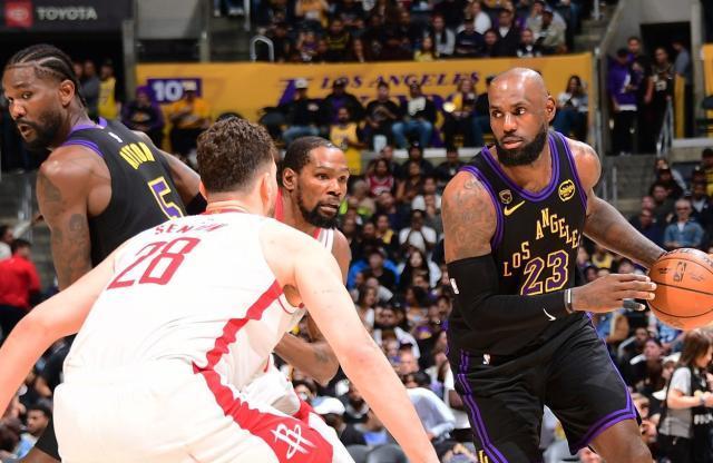 杜兰特带伤难阻湖人包夹，詹姆斯强势引领双杀