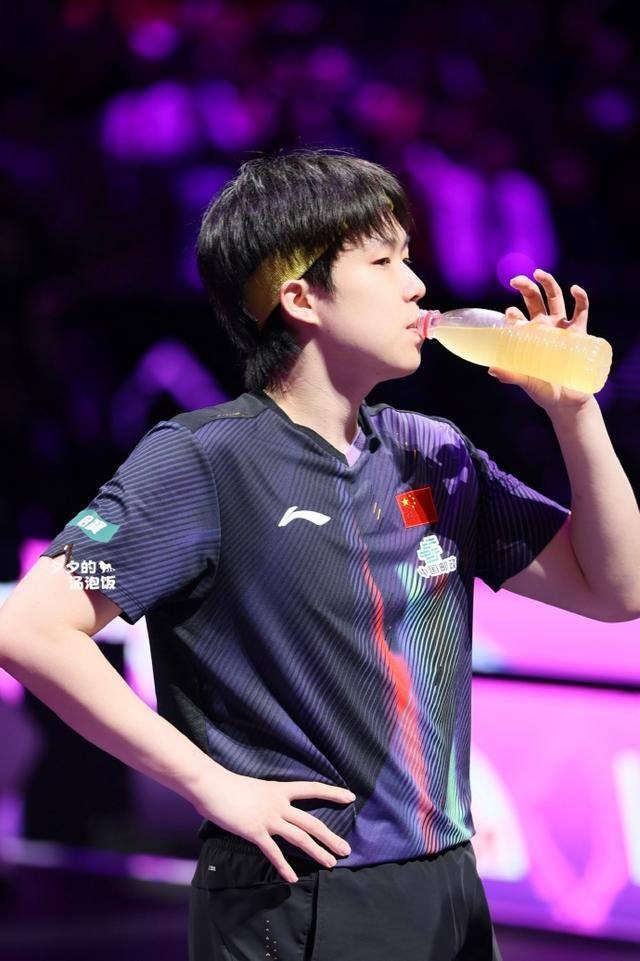 国际乒联禁自带水杯 中国乒乓球队调整补给策略